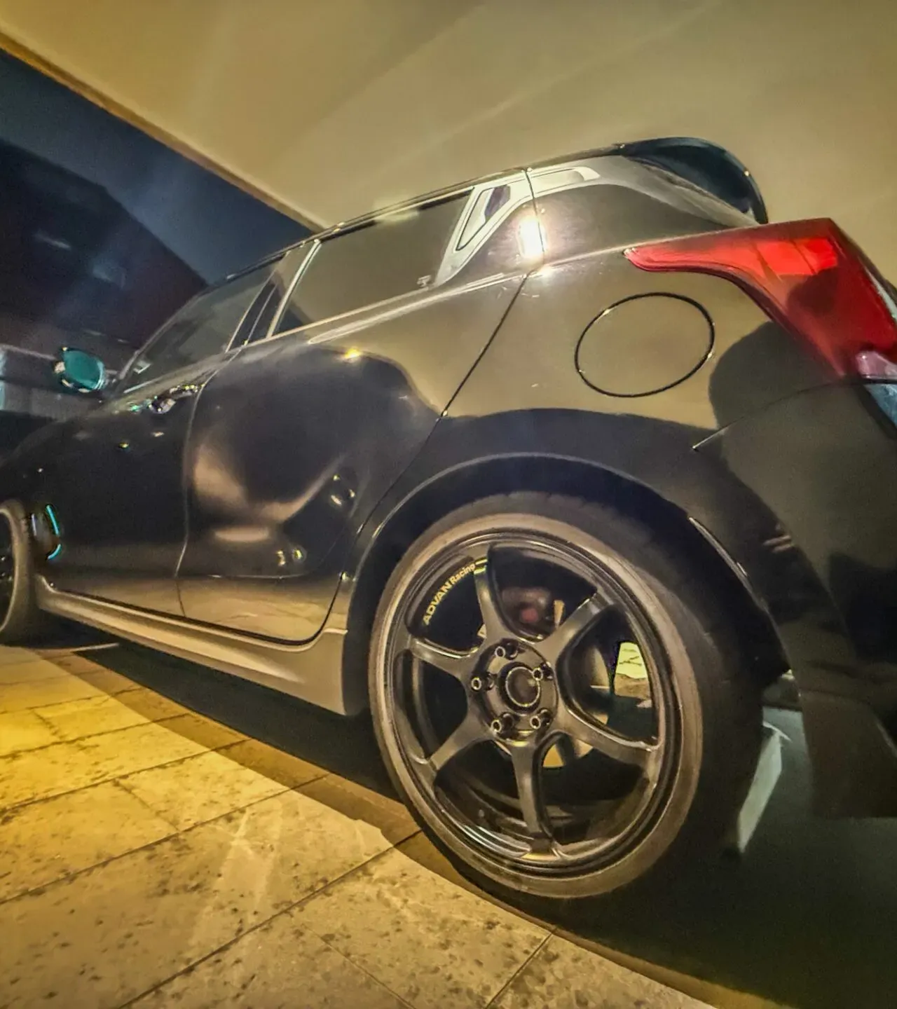 ADVAN Racing RG-4をZC33Sに装着見た目と走りの変化 - 画像4
