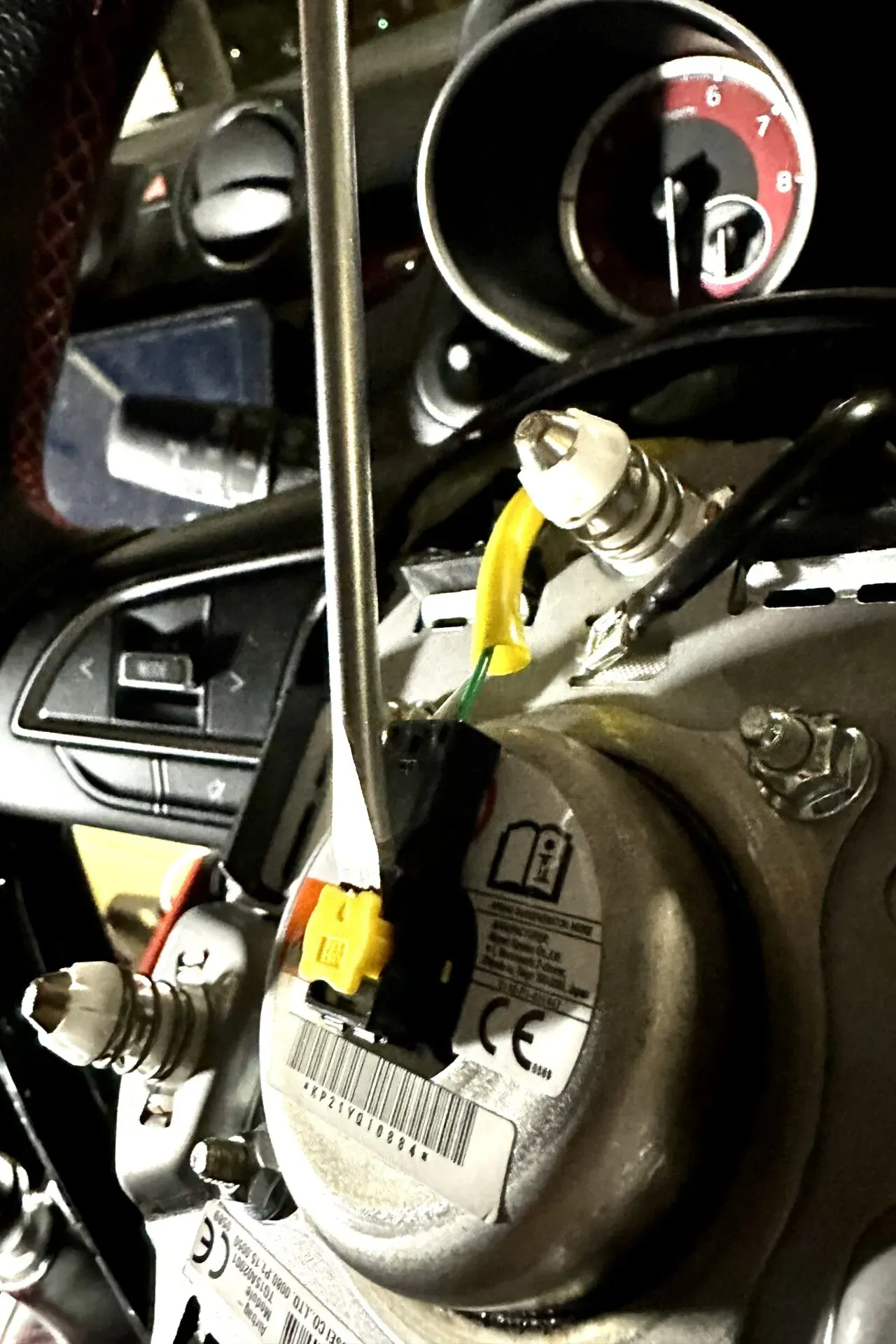 WORKS BELLステアリングスイッチ移設キットでハンドル交換取り付け方法 - 画像10