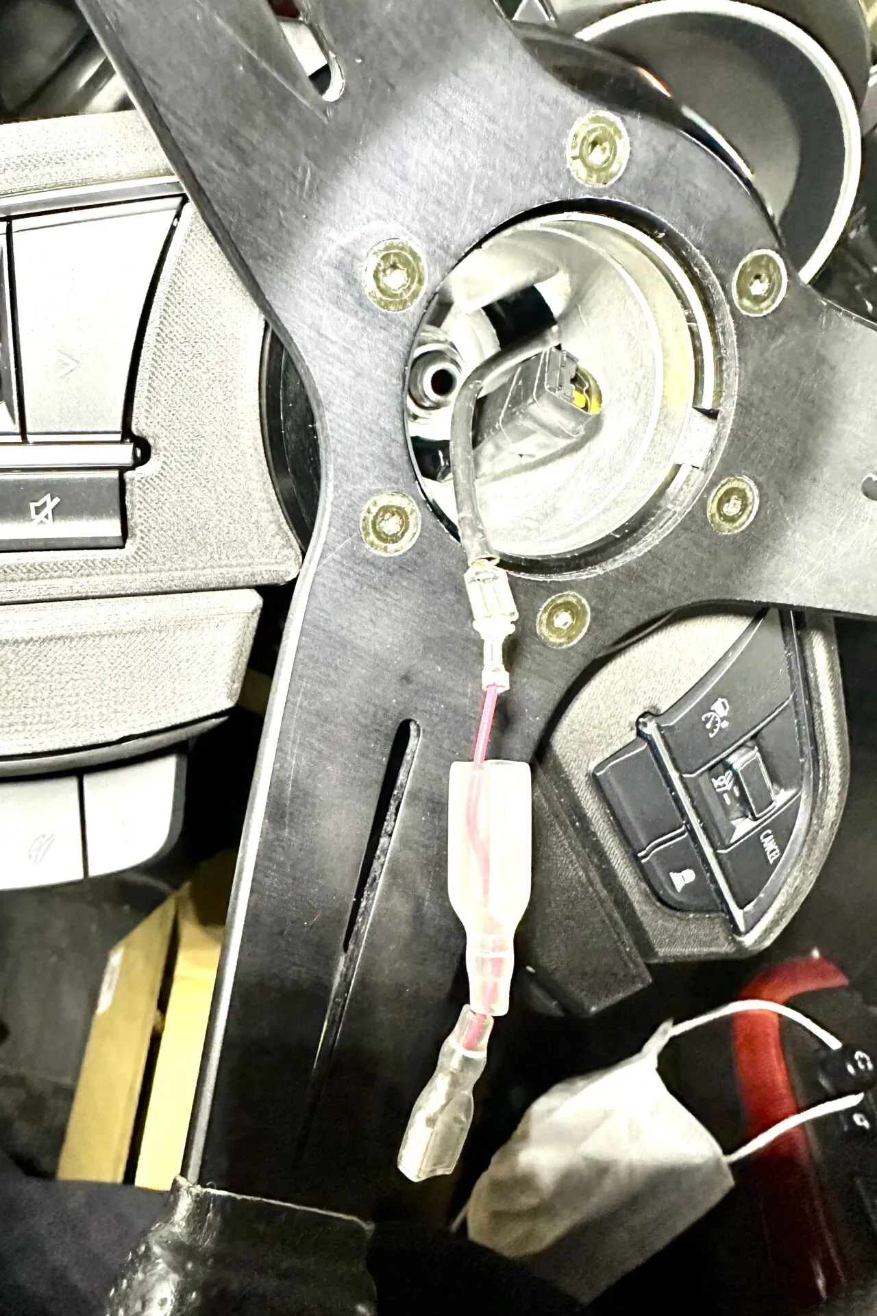 WORKS BELLステアリングスイッチ移設キットでハンドル交換取り付け方法 - 画像27