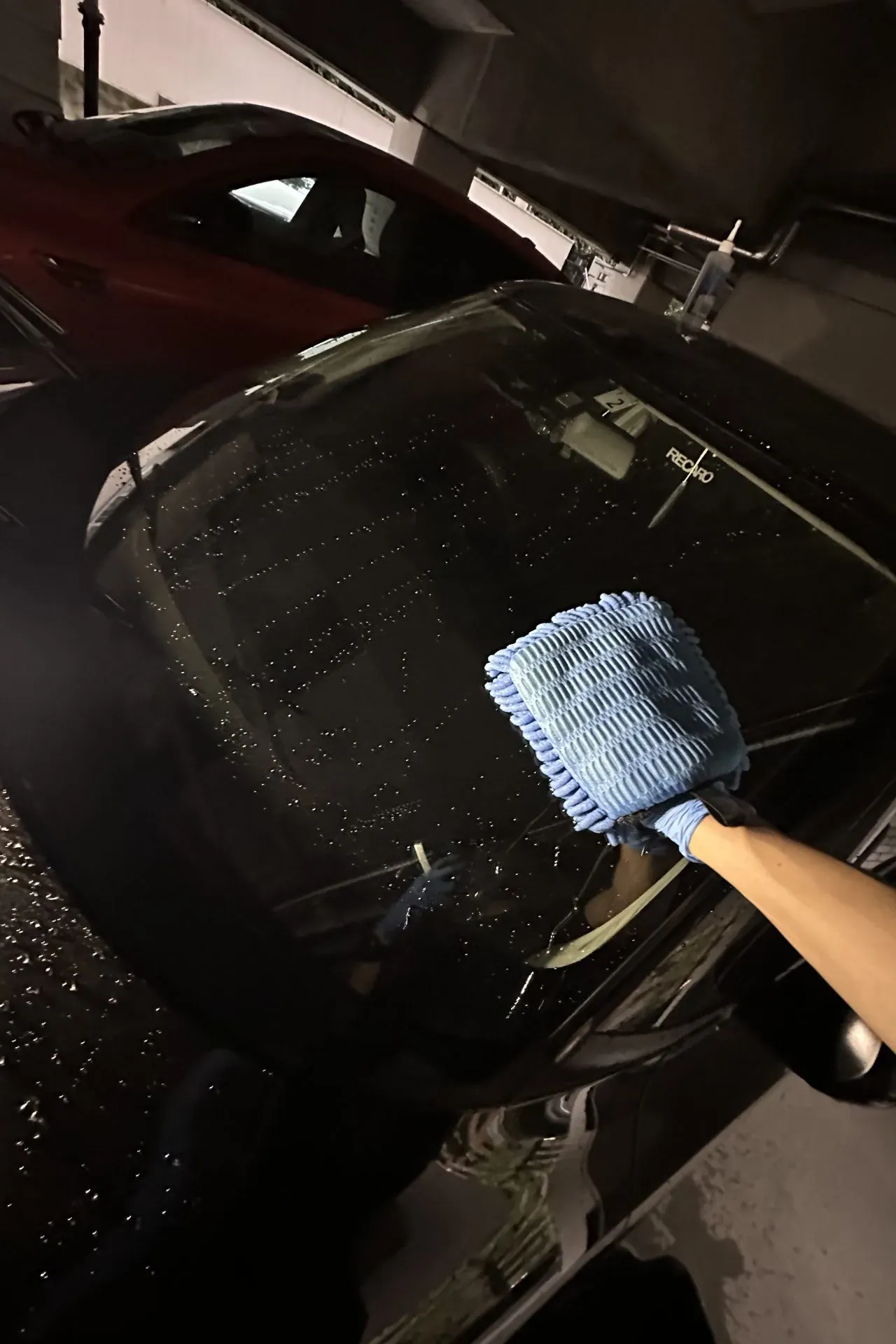フロントガラスに撥水コーティング施工雨の日ドライブが快適に - 画像2