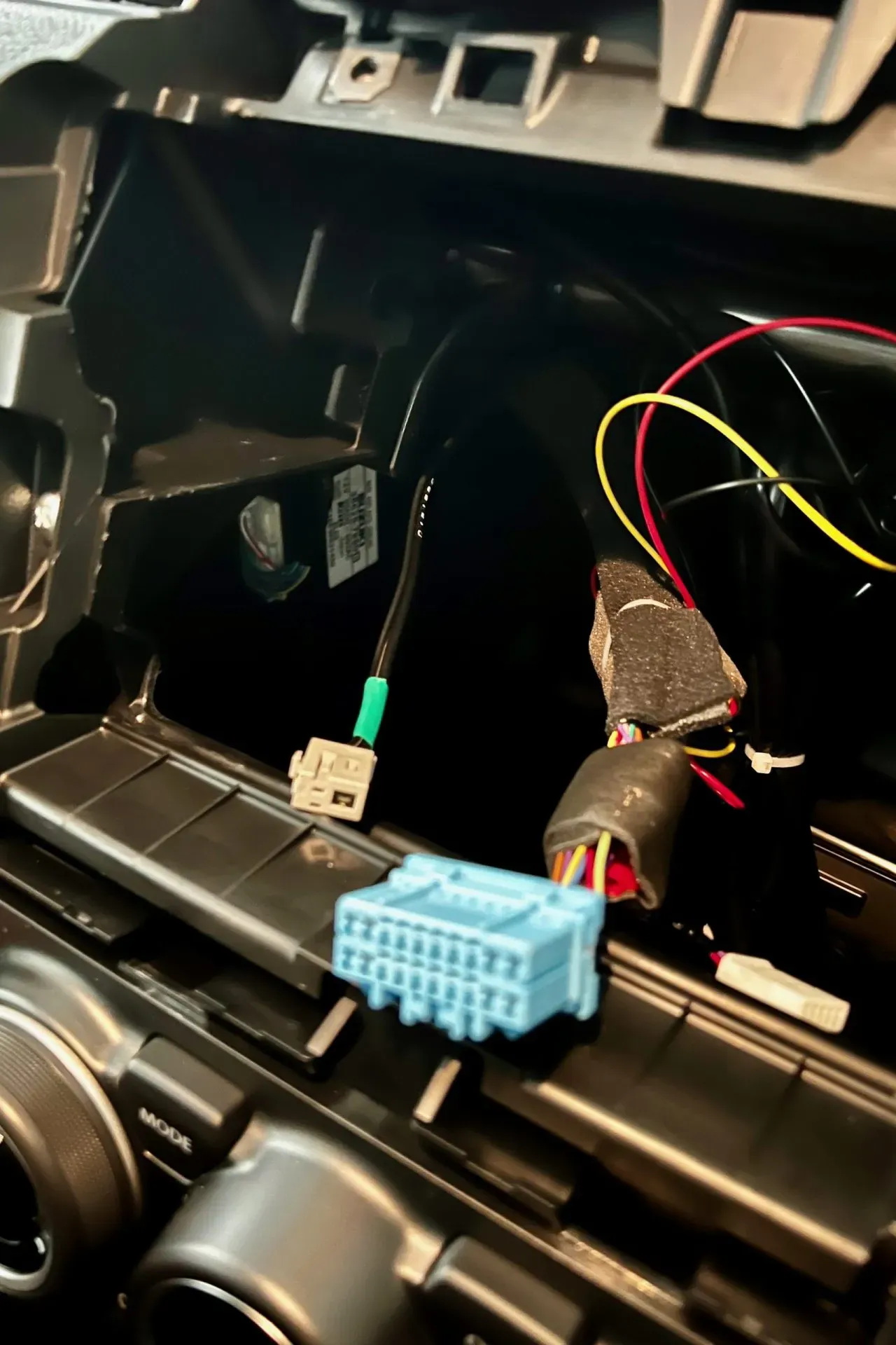 FH-8500DVSの取り付け方法を解説初心者でもカーナビをDIYで設置 - 画像9