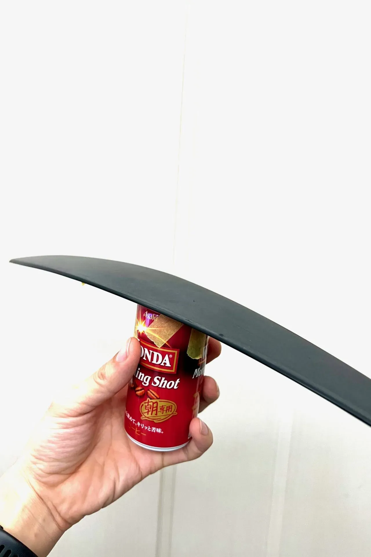 缶スプレーで車のパーツを塗装する方法NOBLESSEアイラインを実践 - 画像4