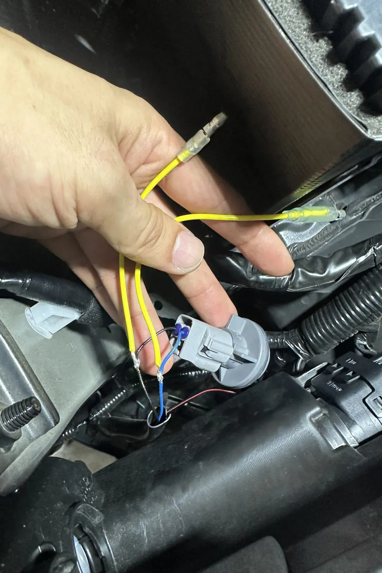 ZC33Sで抵抗器を外付けして前後ウィンカーをLED化する方法 - 画像5
