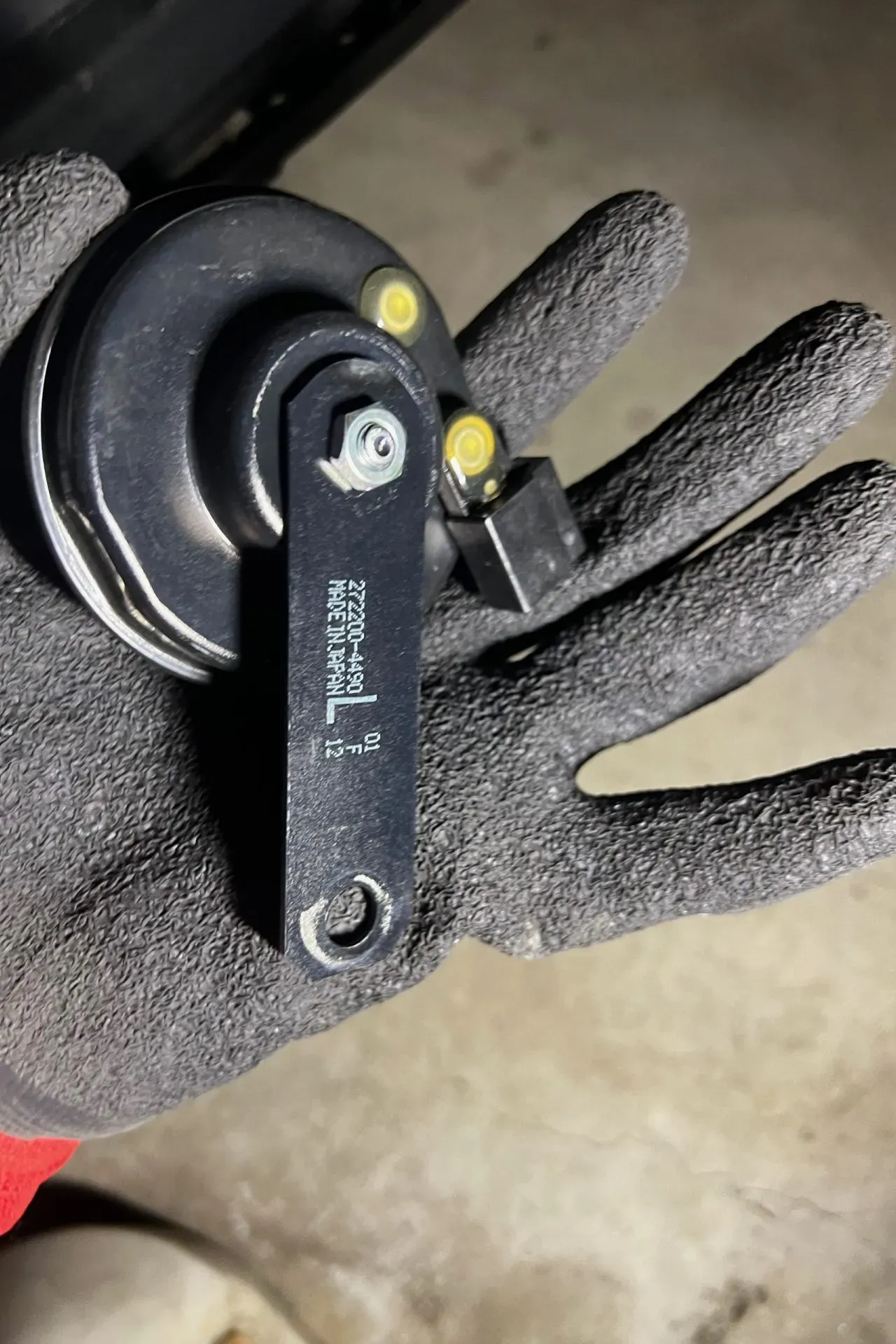 スイスポ(ZC33S)のホーン交換手順を詳しく解説DIYで簡単交換 - 画像4