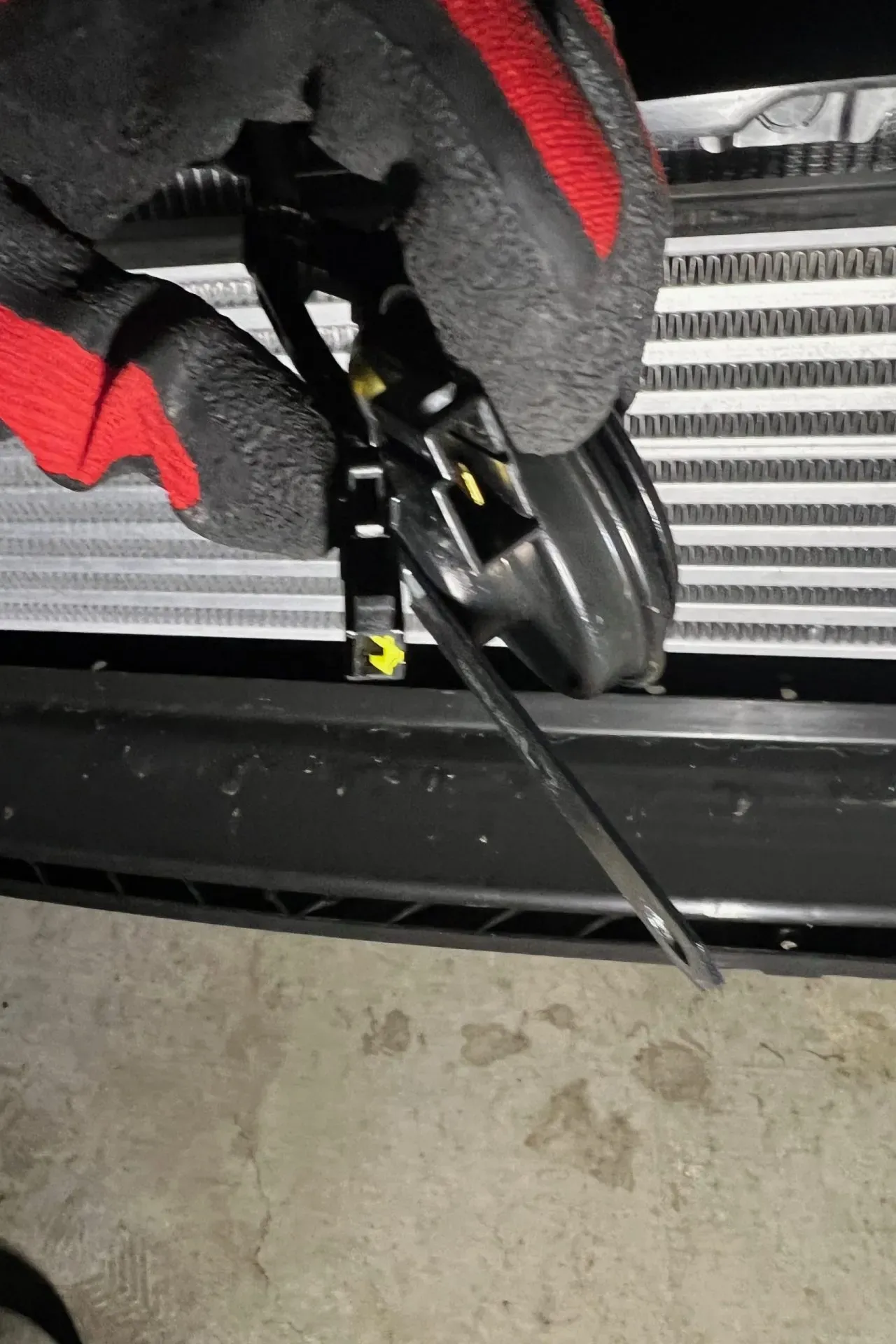 スイスポ(ZC33S)のホーン交換手順を詳しく解説DIYで簡単交換 - 画像6