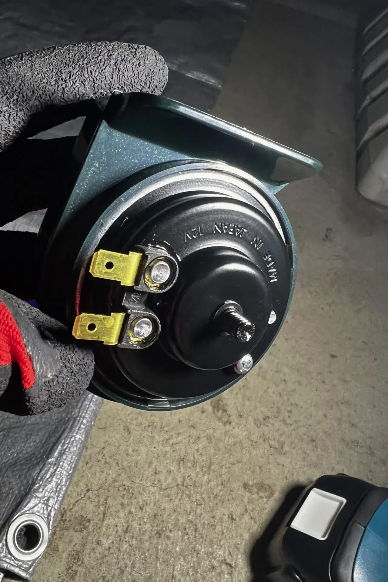 スイスポ(ZC33S)のホーン交換手順を詳しく解説DIYで簡単交換 - 画像8