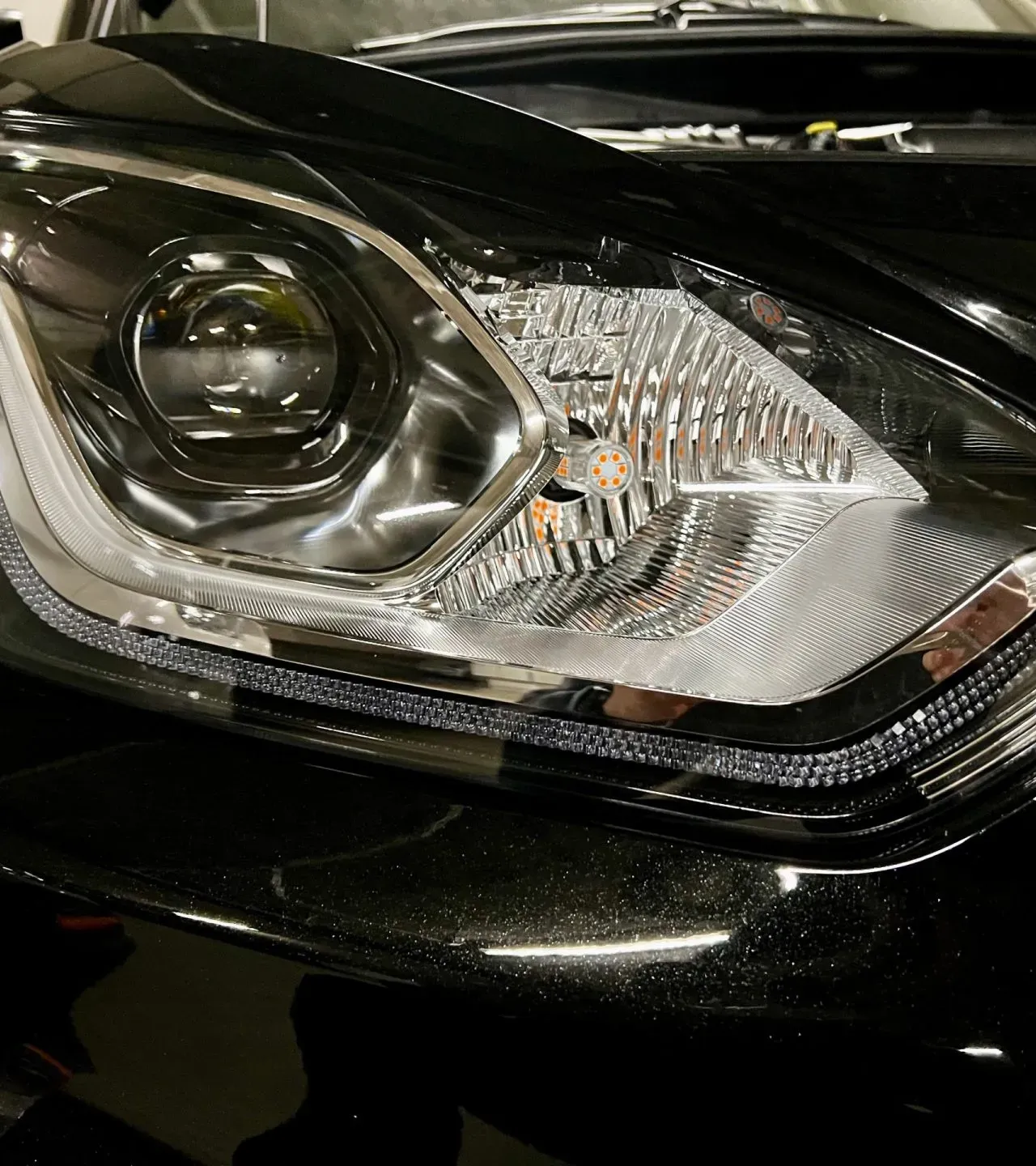 ZC33SのウィンカーをLED(抵抗器内蔵)に交換ハイフラ対策済み - 画像5