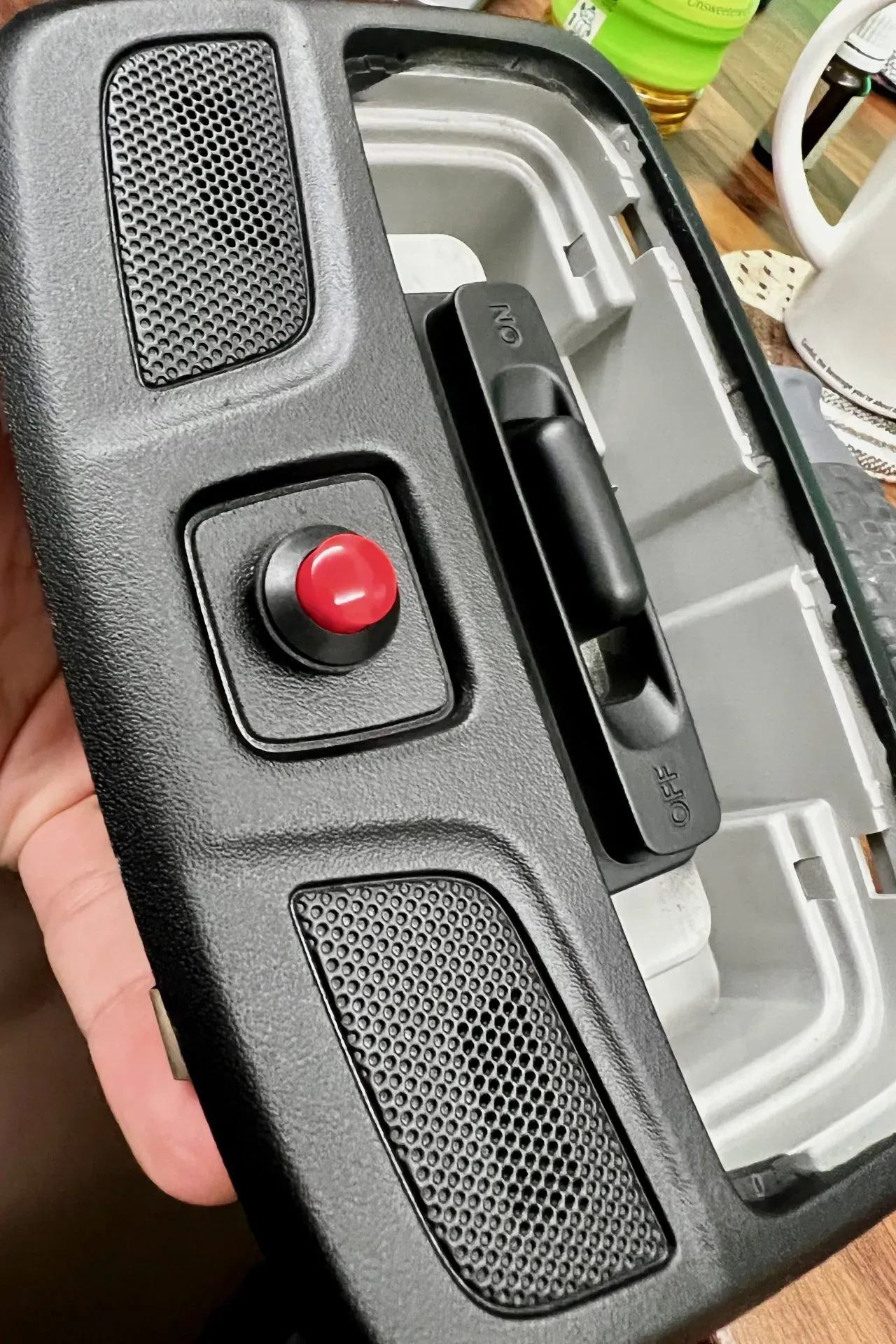 ルームミラーとルームランプを黒に塗装ZC33Sの内装に高級感を - 画像19