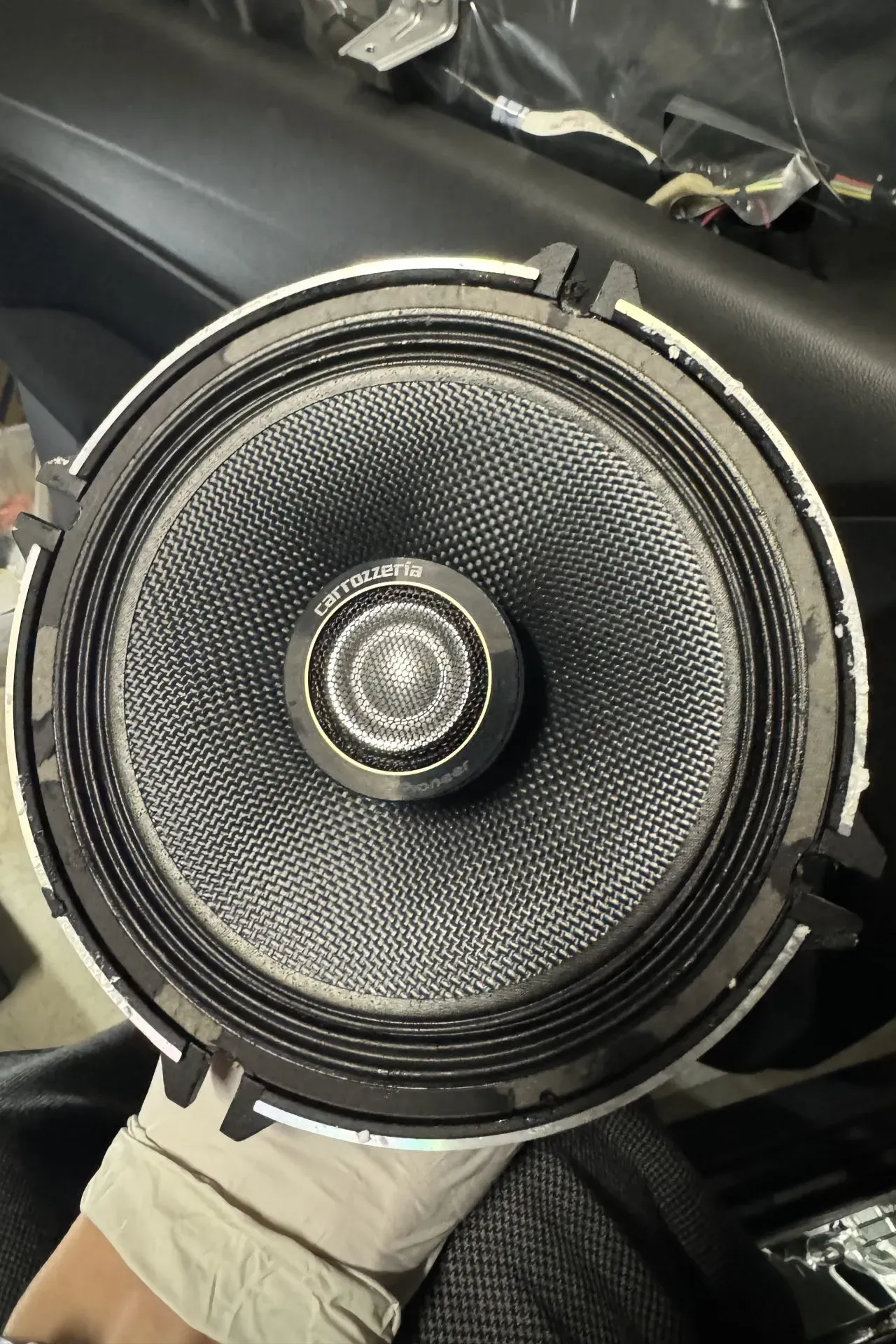 スイスポ(ZC33S)のスピーカー交換！TS-C1730とBOSEツイーター取り付け