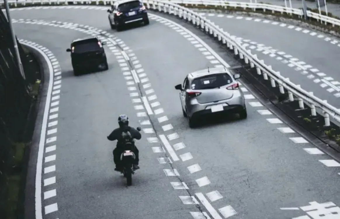 1泊2日で832km走破スイスポの長距離運転インプレッション - 画像1