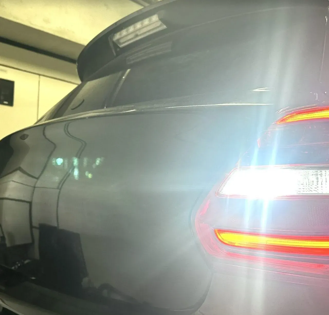 ZC33Sのバックランプ(後退灯)をLED電球に交換する方法 - 画像7