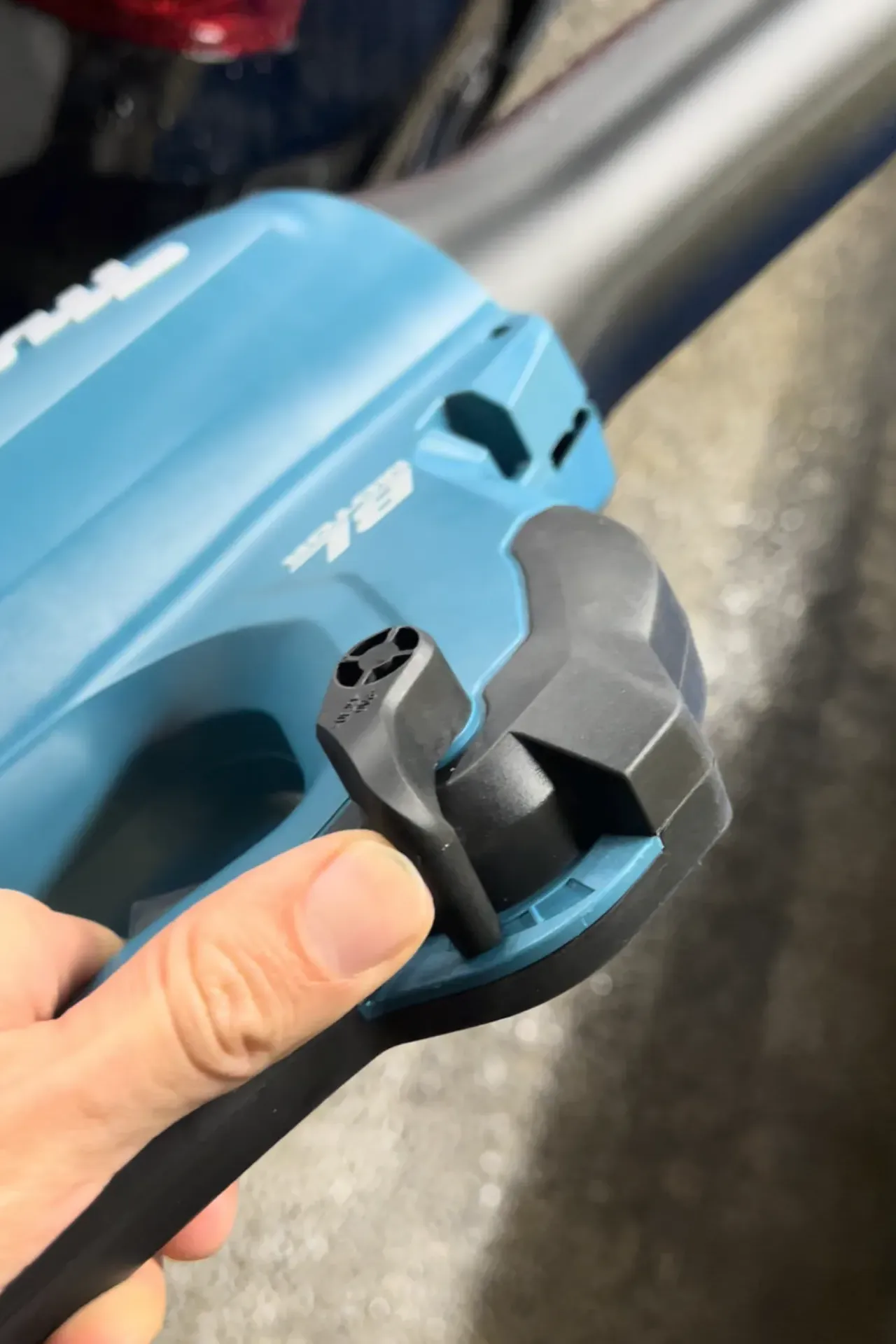 Makitaブロア(MUB184DZ)は洗車の拭き上げに最適使用レビュー - 画像3