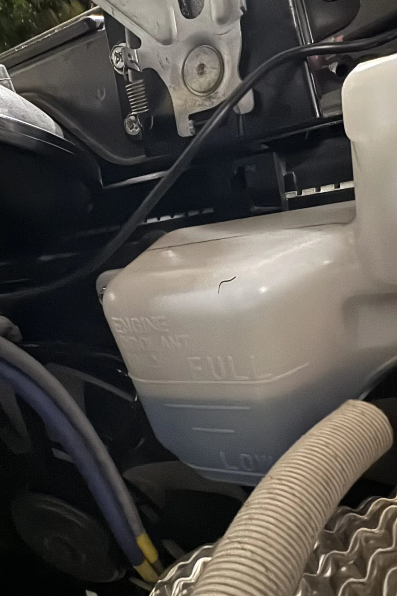 ZC33Sのクーラント(冷却液)をDIY交換する手順を詳しく解説 - 画像20
