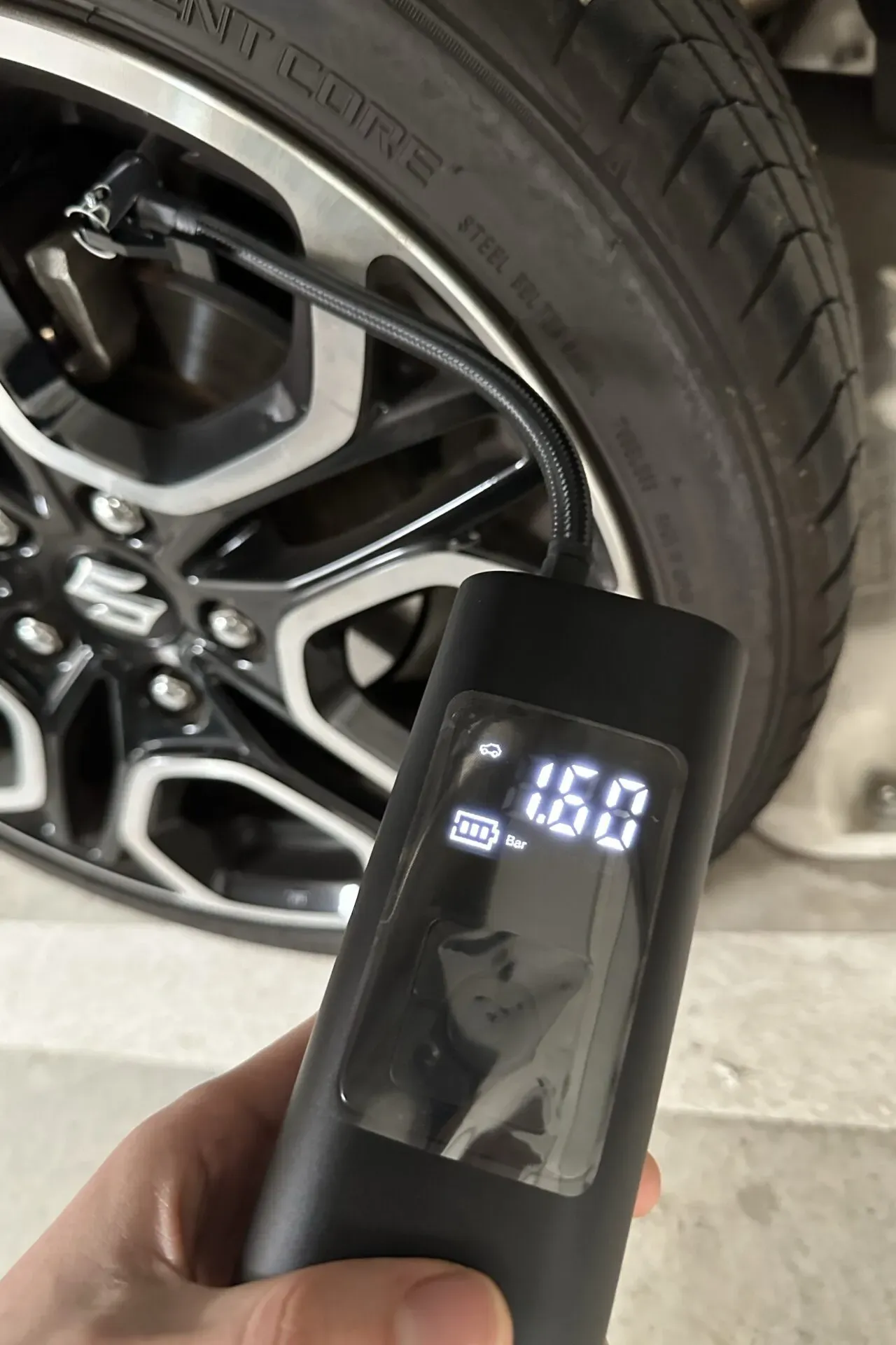 充電式空気入れをレビュータイヤの空気圧管理がDIYで簡単に - 画像3