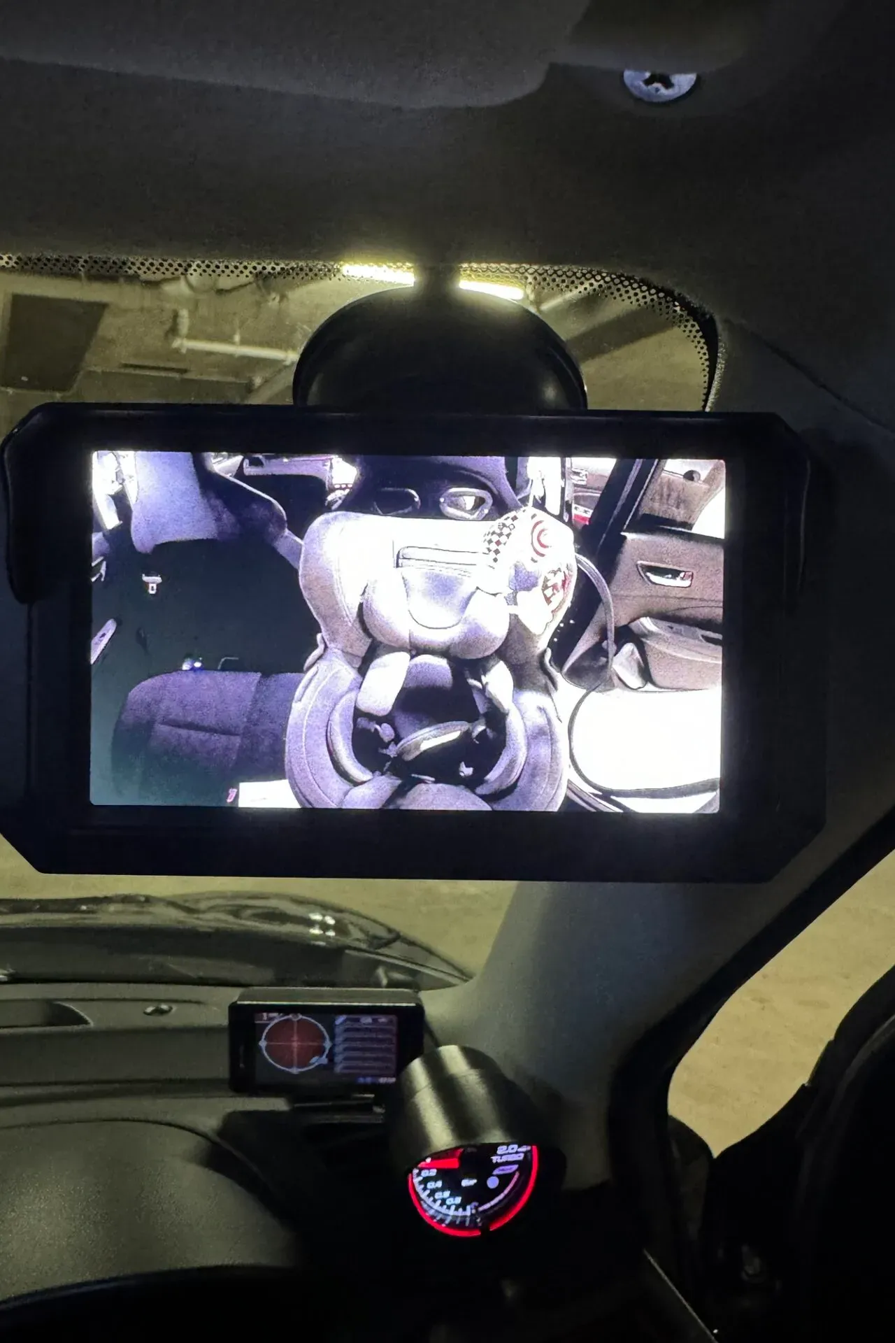 ZC33Sの後部座席にベビーモニターを設置取り付け方法を解説 - 画像30