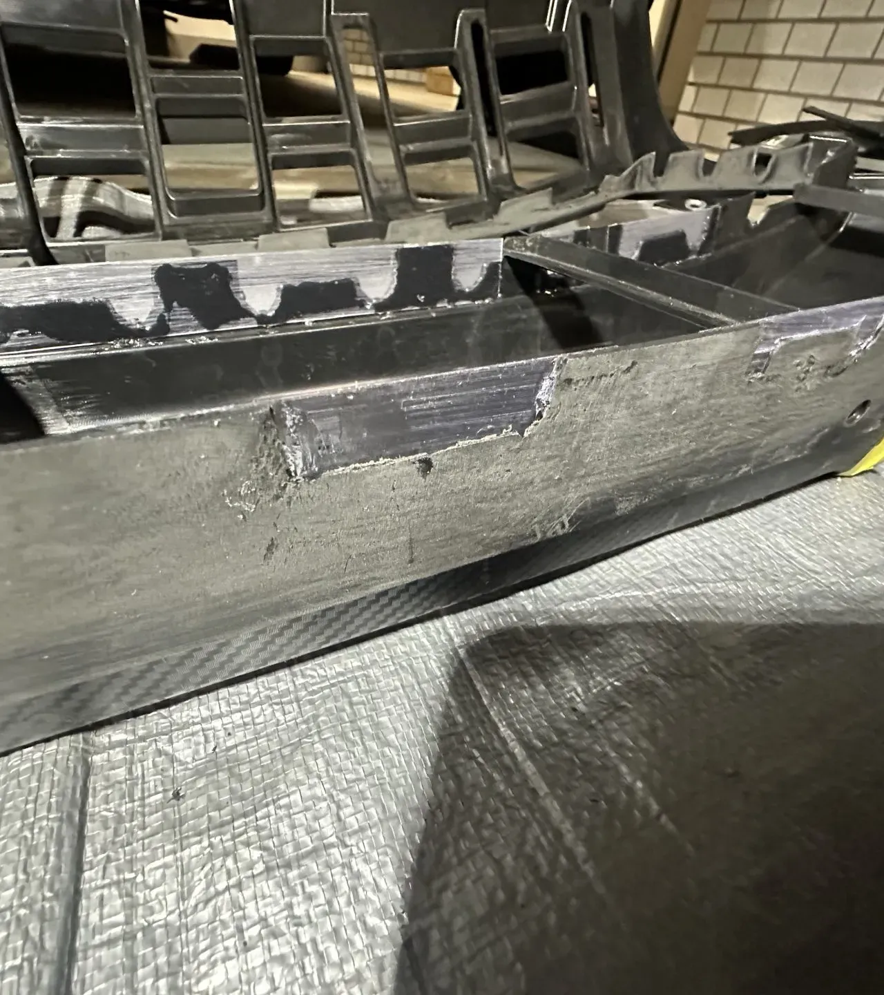 ZC33SフロントグリルをDIYでメッシュ化その2・端の処理と仕上げ - 画像11