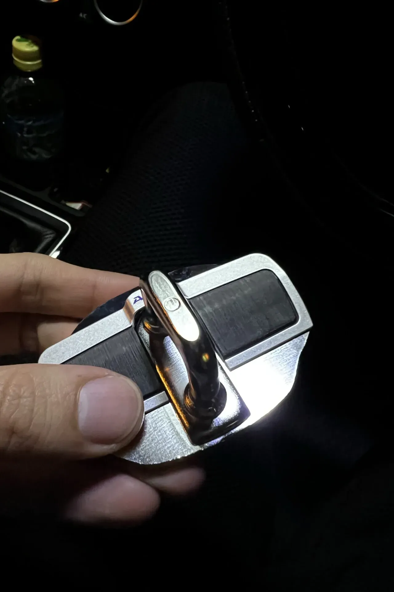 ZC33SのドアストライカーをAISINドアスタビライザーに交換効果は - 画像9