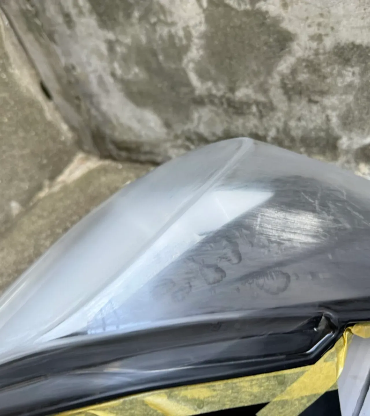 ValentiテールランプをDIYスモーク塗装手順と仕上がりレビュー - 画像8