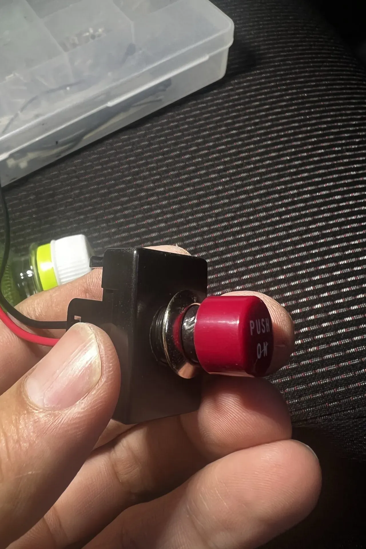 ZC33Sクラッチスタートキャンセラーのスイッチを自動復帰式に変更 - 画像1