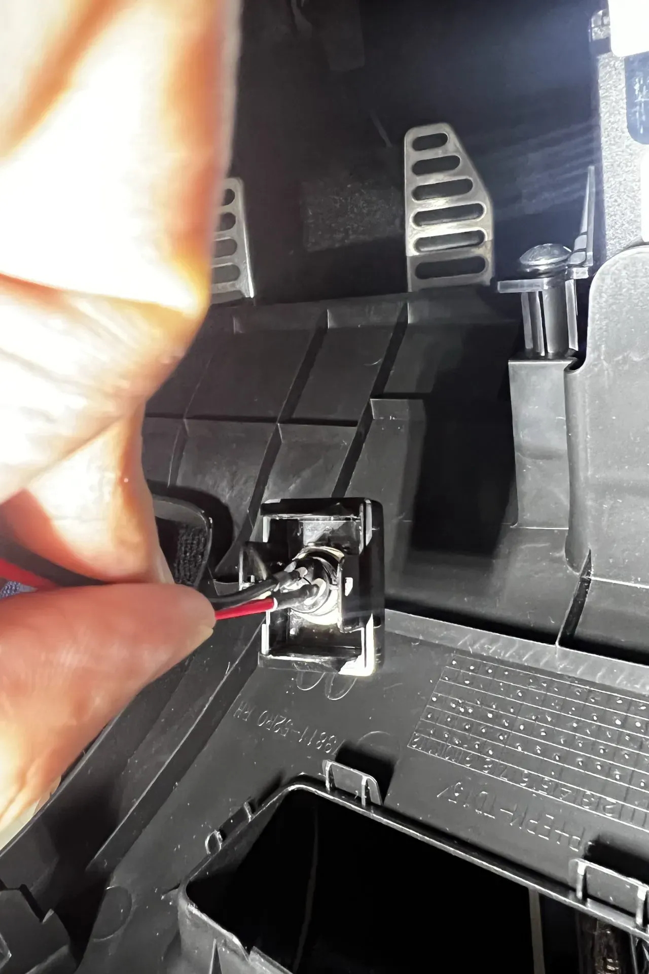 ZC33Sクラッチスタートキャンセラーのスイッチを自動復帰式に変更 - 画像2